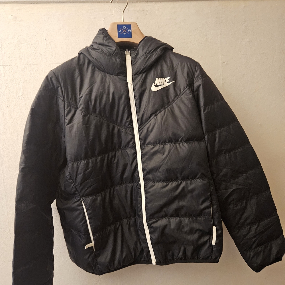 Nike Men's Reversable Black Hooded Puffer Jacket